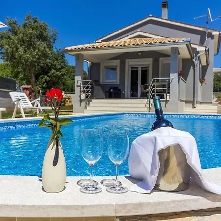Βίλα Vila Dejana *